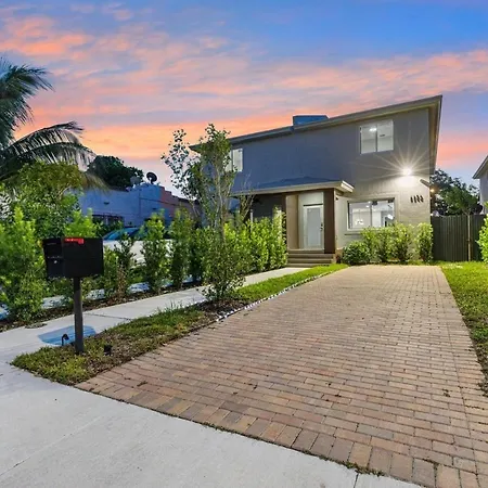 4 Bedroom Holiday Retreat Bbq Marketplace